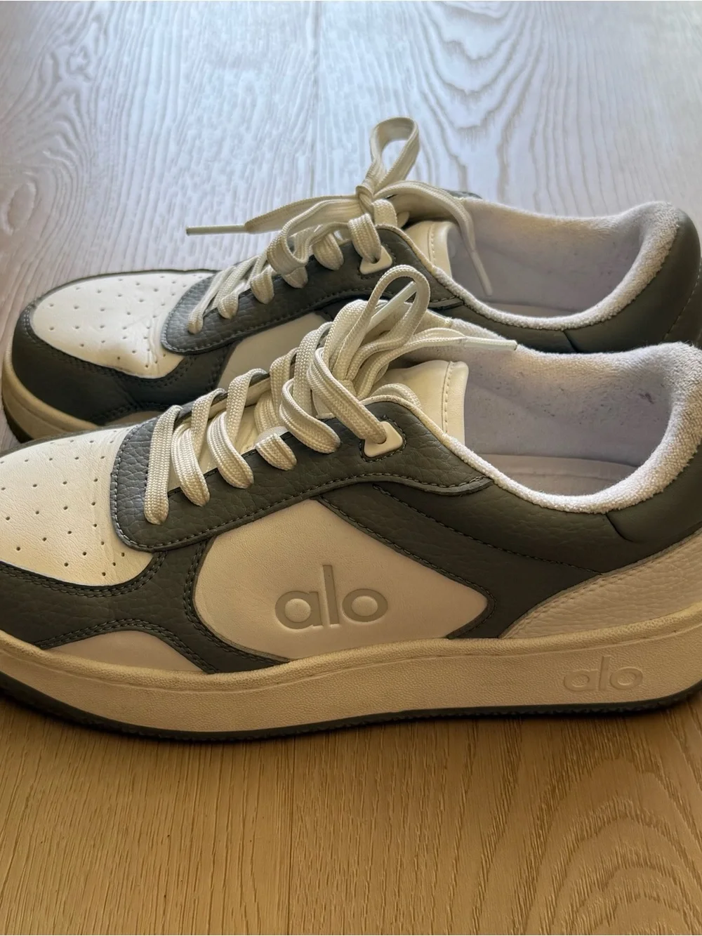ALO Recovery Sneakers